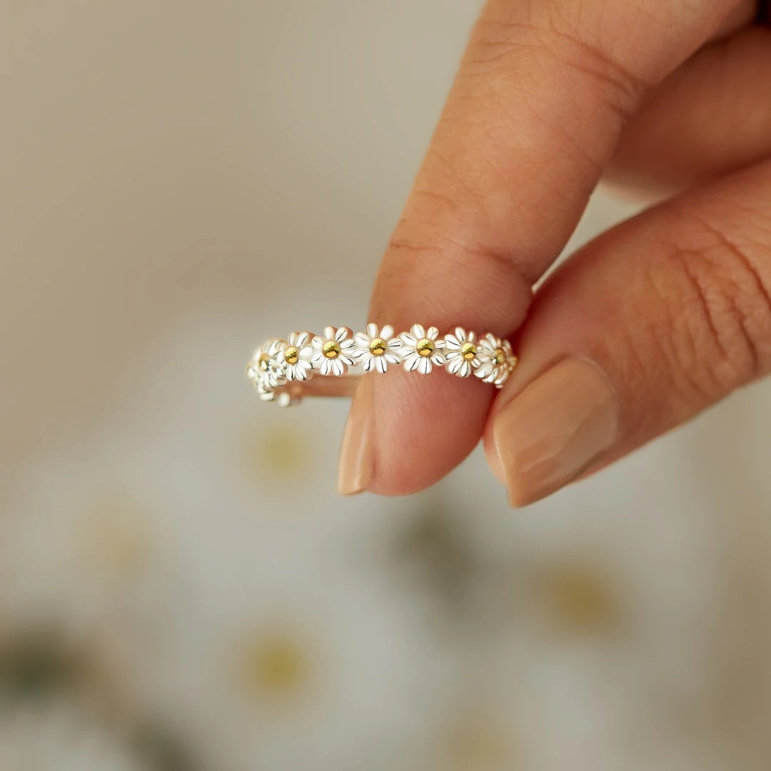 Jardin Luxury Flower Ring
