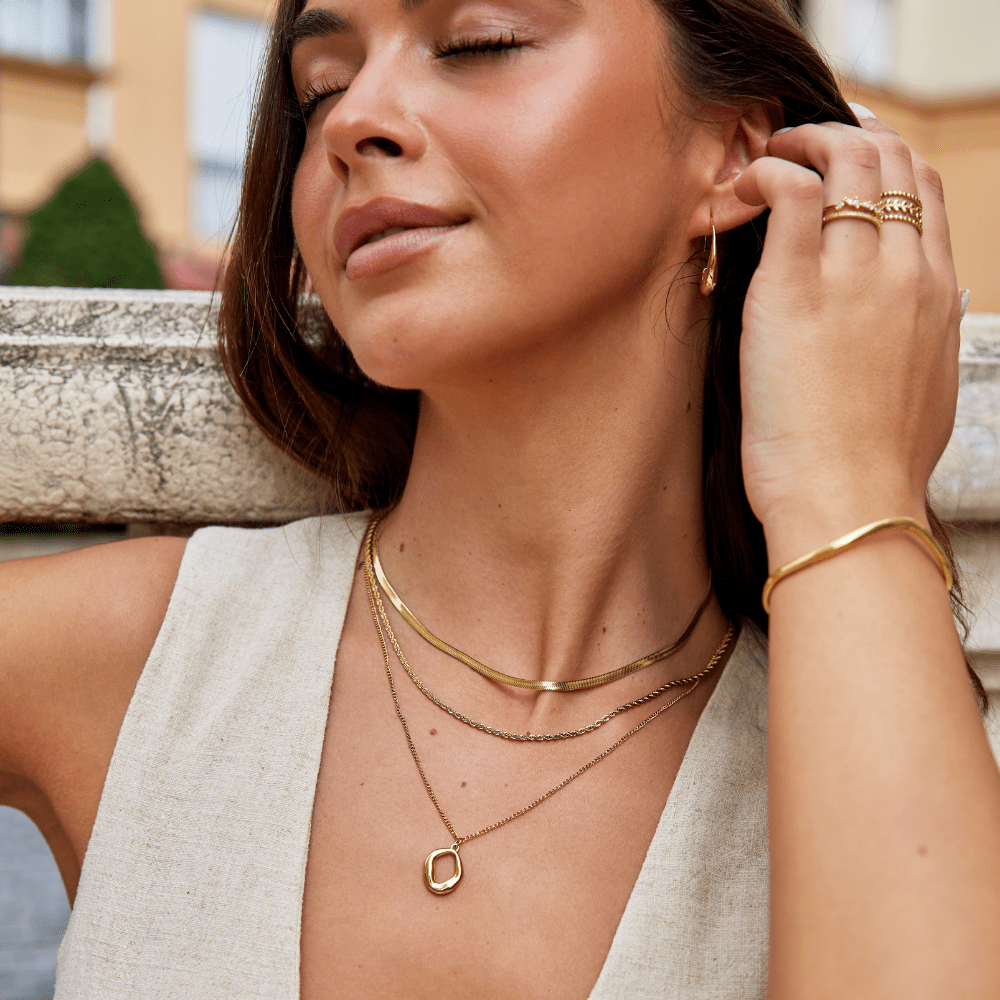 Zola Necklace