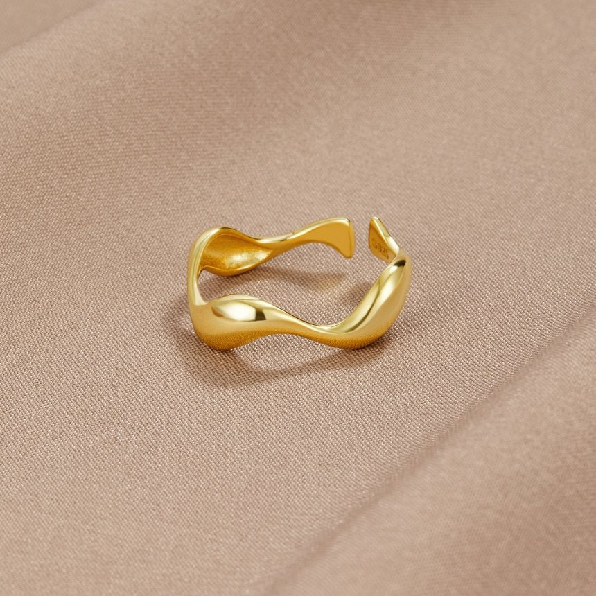 Wave Gold Ring