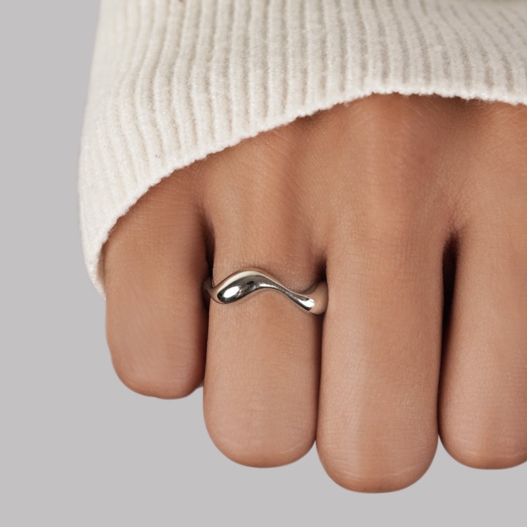 Wave Silver Ring