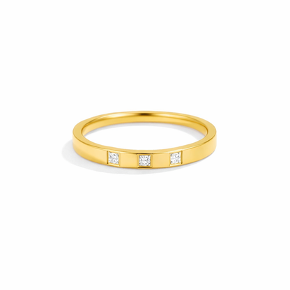 Lucia Crystal Ring