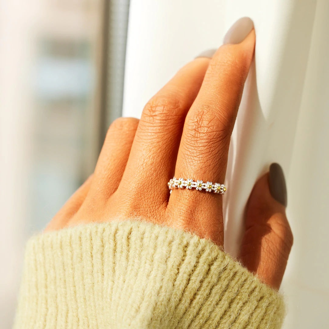 Jardin Luxury Flower Ring