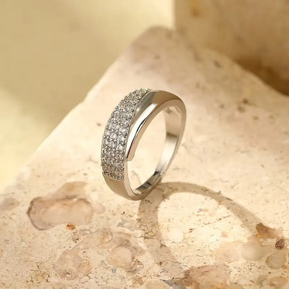 ELOÏSE | The Timeless Radiance Ring