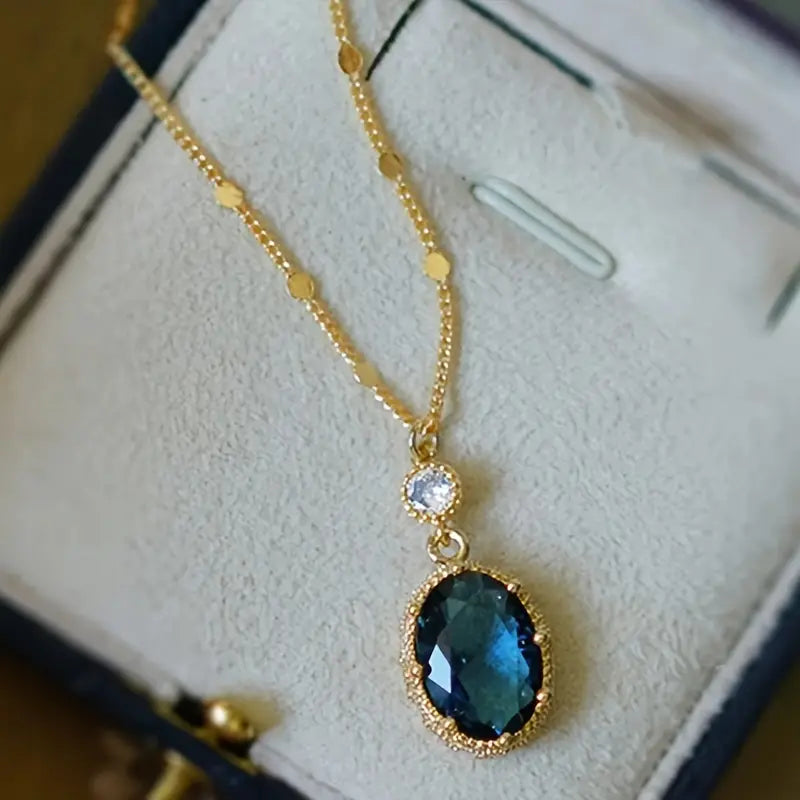 Thessia Gold Necklace