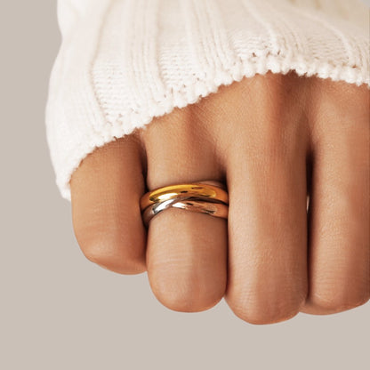 Elena Two-Tone Loop Ring