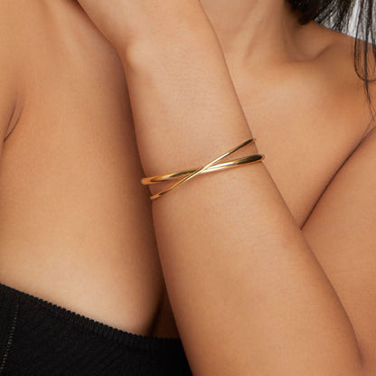 Eva Twisted Gold Bracelet