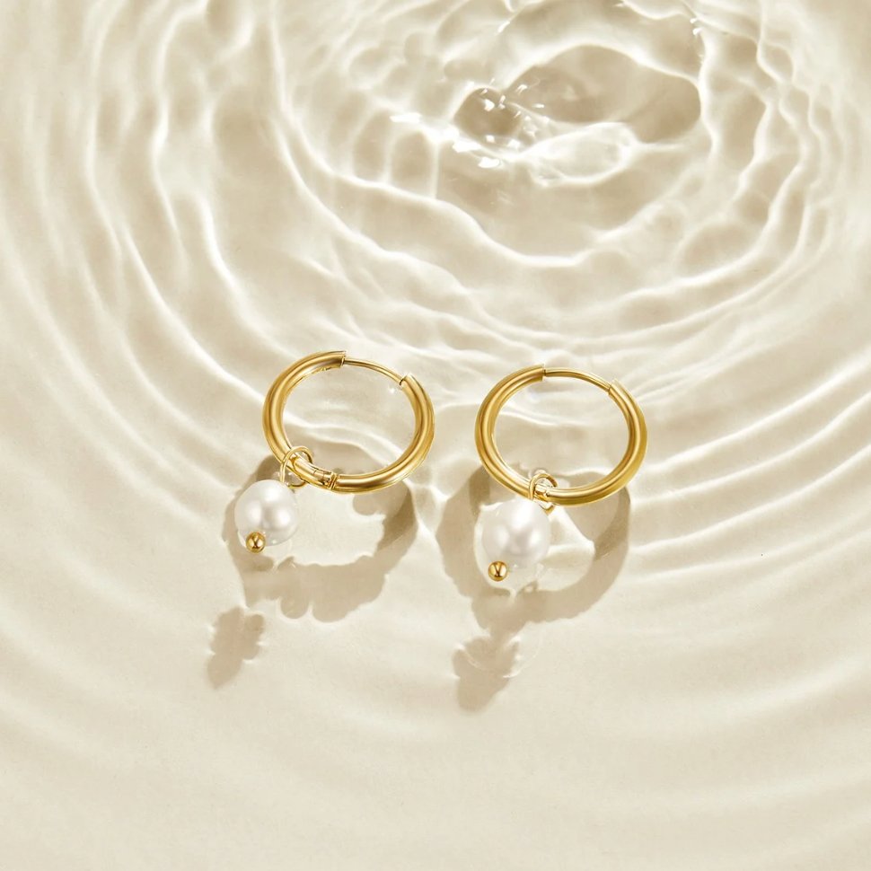 Bella Pearl Hoops