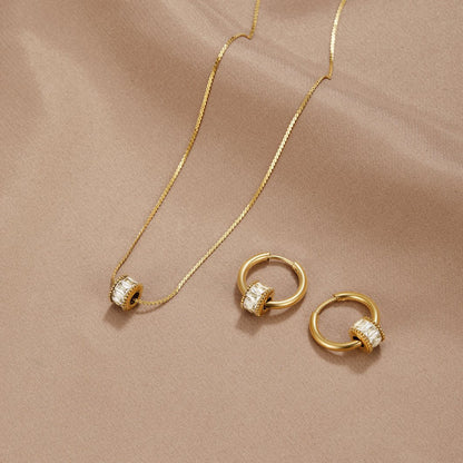 GIGI - Crystal Hoops