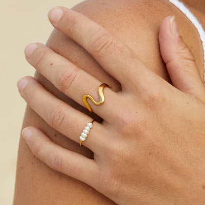 Twisted Wave Gold Ring