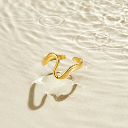 Twisted Wave Gold Ring