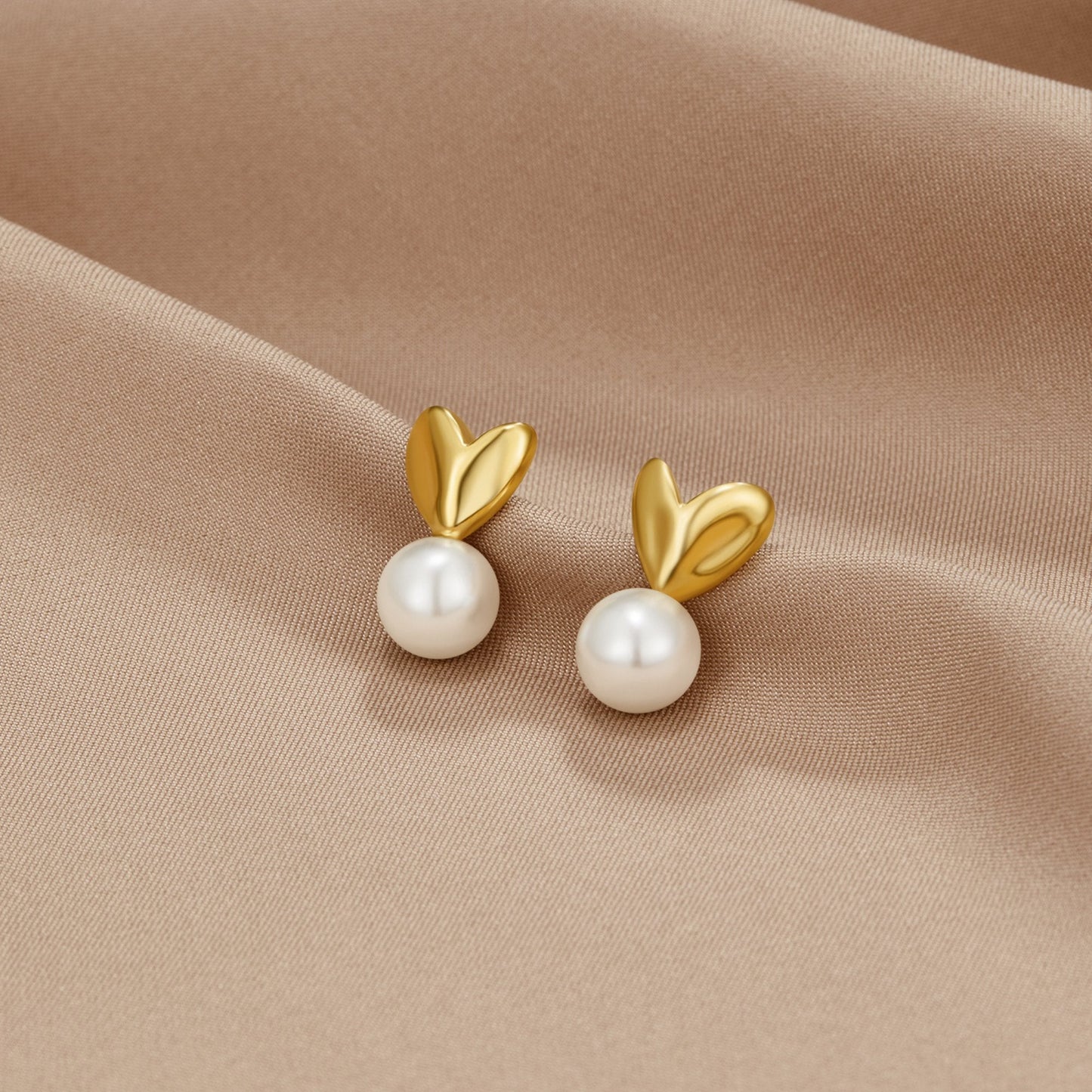 Pearl Heart Earrings