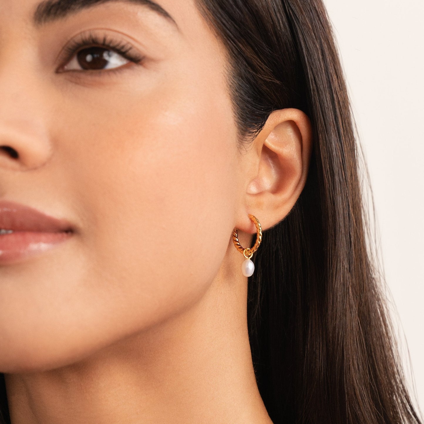 Rini Pearl Earrings