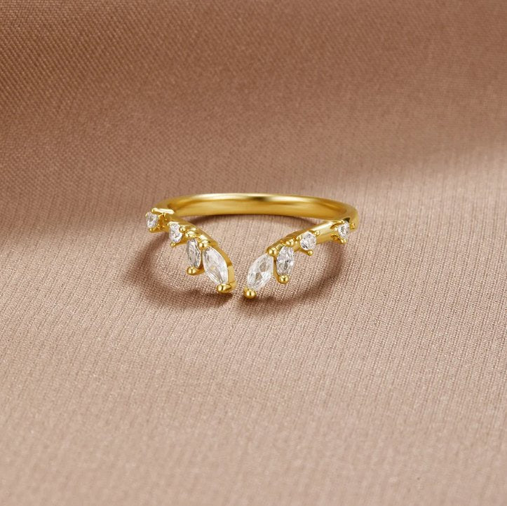 Léa Gold Ring