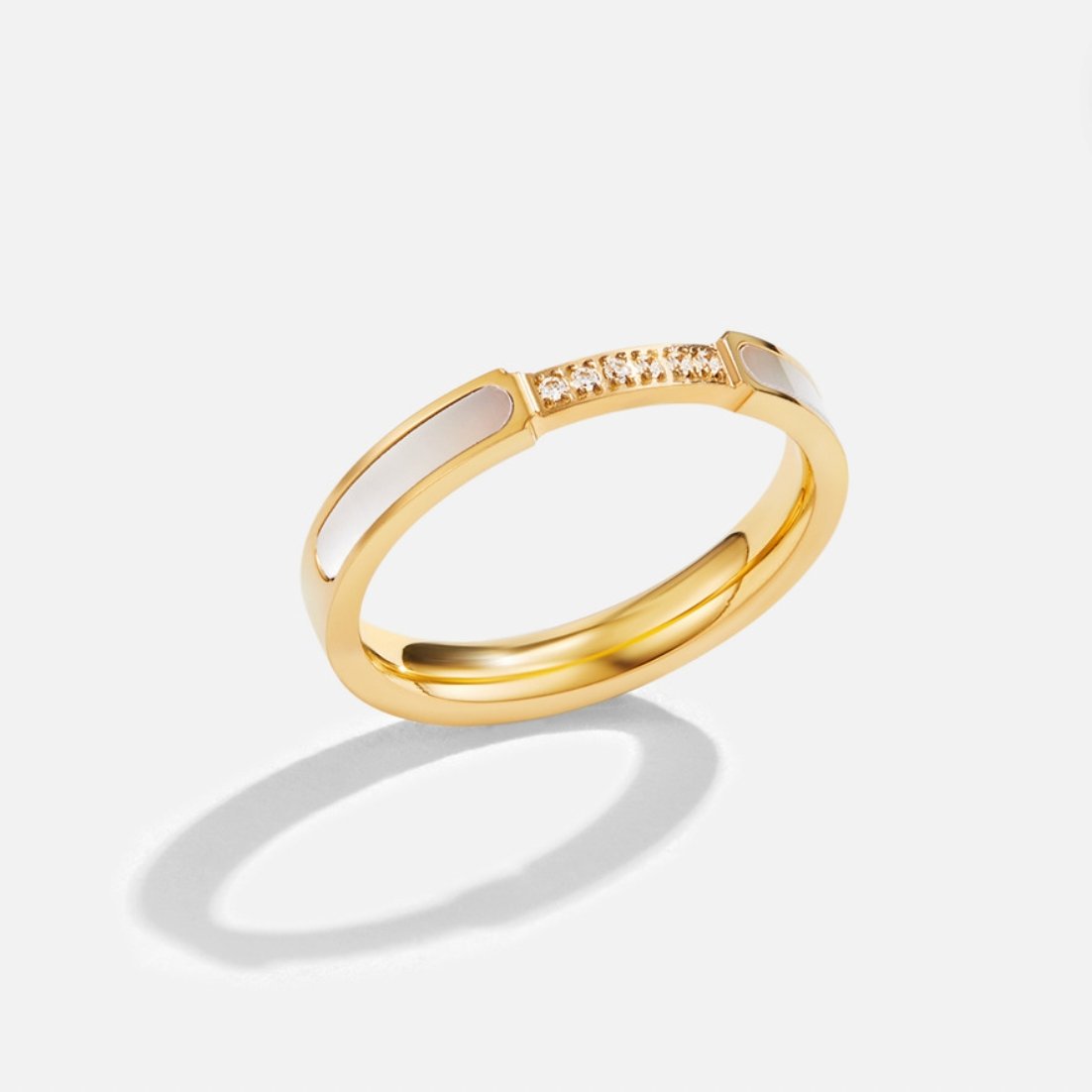 Mother-of-Pearl Crystal Ring