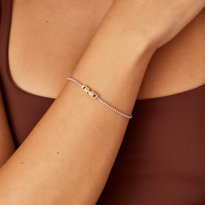 Niyah Gold & White Crystal Bracelet