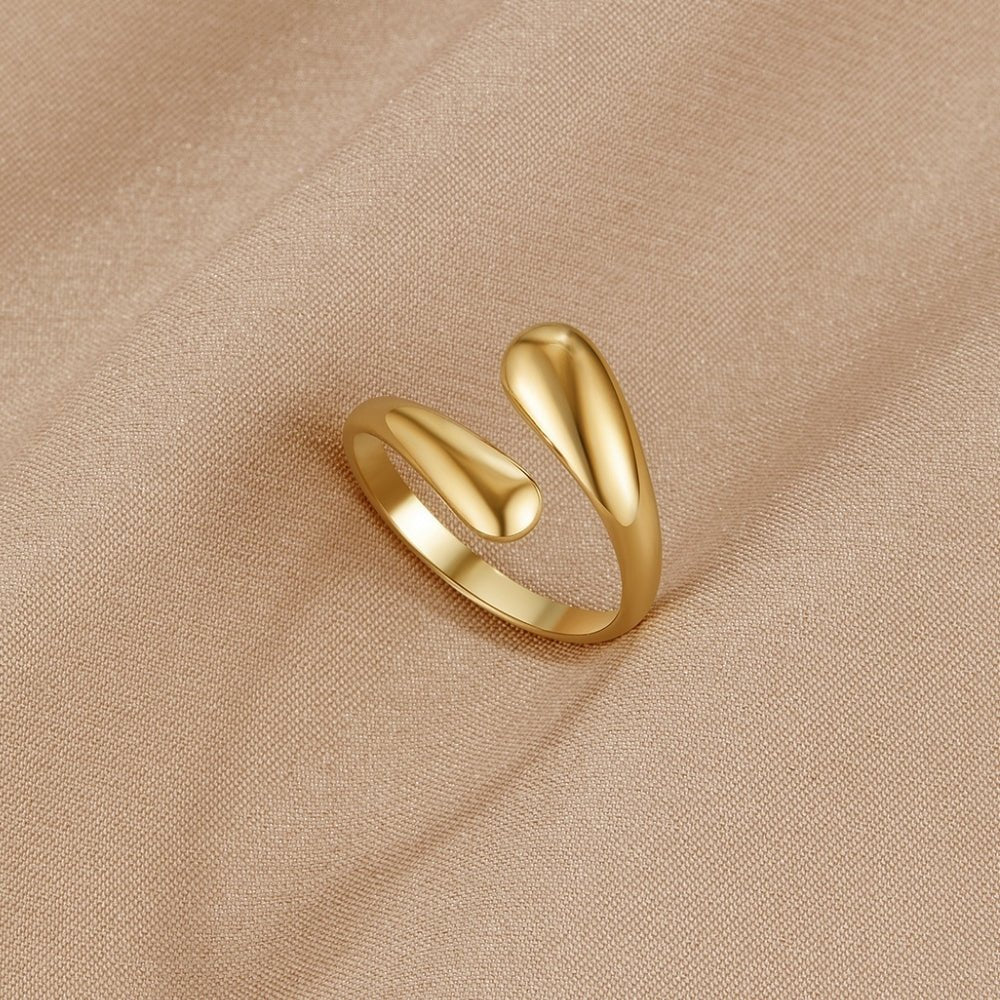 Raven Gold Ring