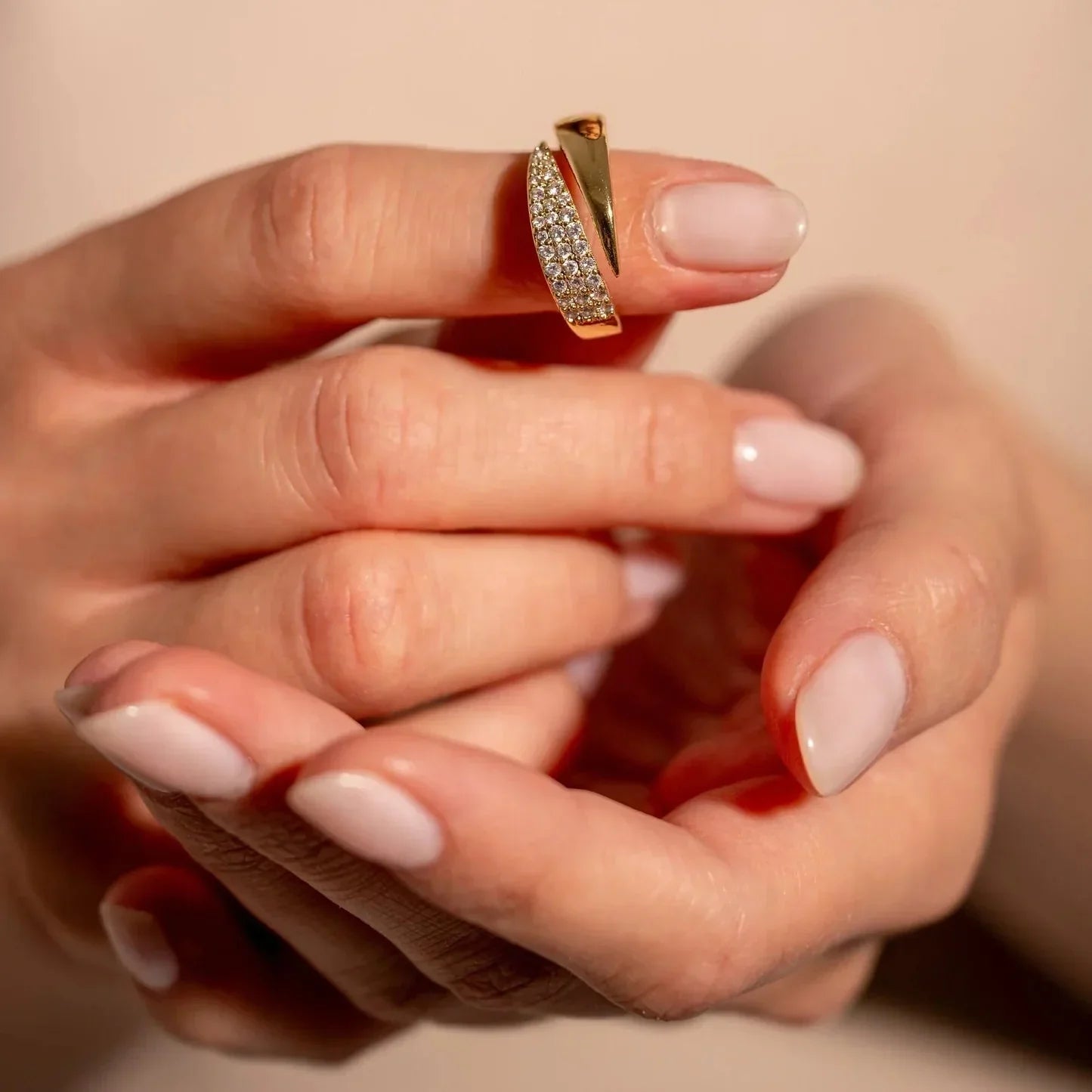 ELOÏSE | The Timeless Radiance Ring