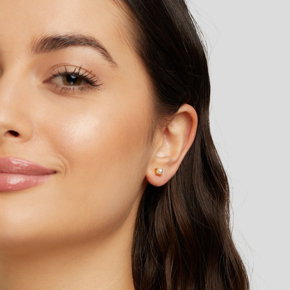 Sofia Pearl Studs