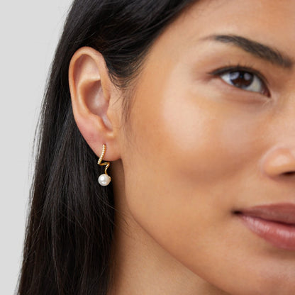 Tamara Pearl Earrings