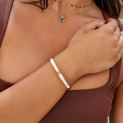 Sahara White Gold Bangle