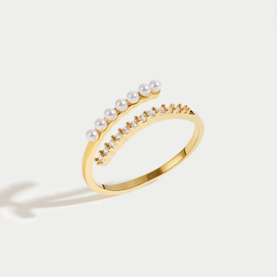 Pearl Crystal Ring